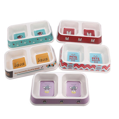 Cuenco de agua para perros y gatos de plástico doble con la buena calidad